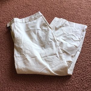 Khaki colored Van Heusen capris (size: 12)